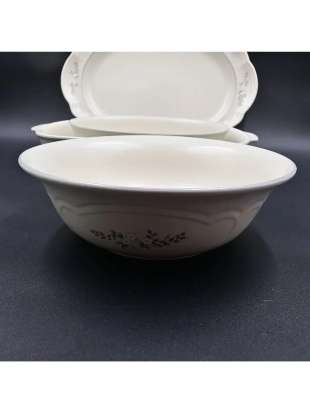 Pfaltzgraff Heirloom Scalloped Design Baking Serveware Bowl Bundle